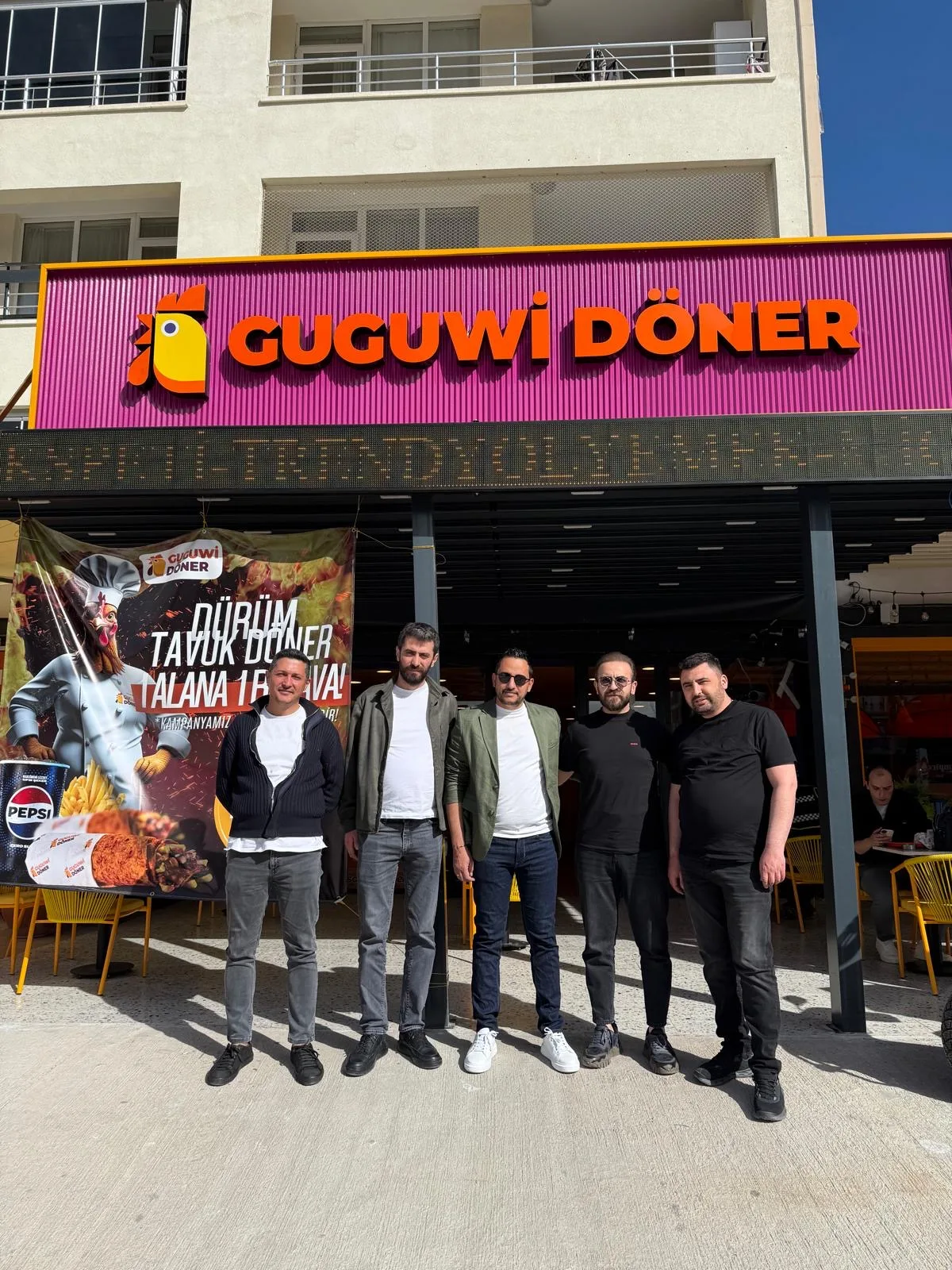Guguwi Döner — Anahtar teslim şube — cephe + iç mekân